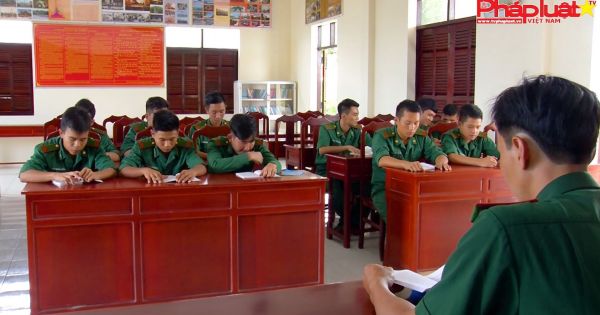 Xây dựng phòng tuyến nhân dân, bảo vệ chủ quyền an ninh biên giới biển