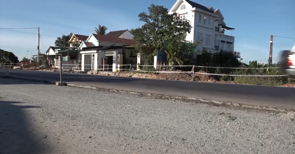 Quảng Ngãi: 5 lần gia hạn vẫn chưa xong giải phóng mặt bằng dự án nâng cấp, mở rộng Quốc lộ 1