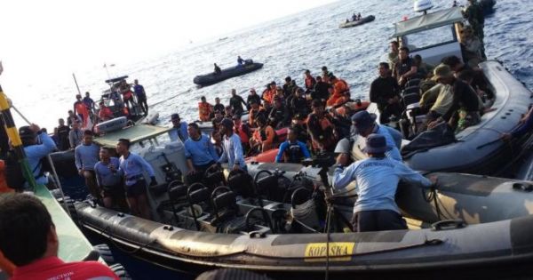 Trục vớt thêm bộ phận của chiếc máy bay xấu số JT610