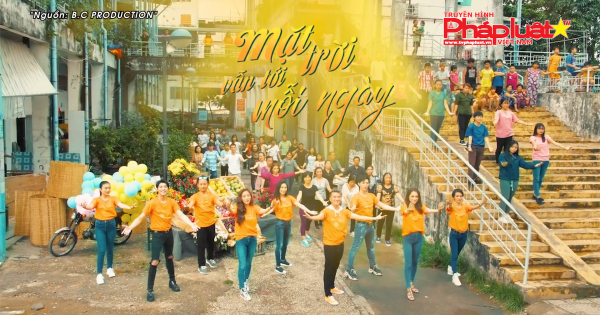 Đàm Vĩnh Hưng, Noo Phước Thịnh, Hòa Minzy... hát về những phận đời vất vả mưu sinh