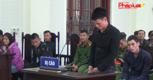 Giết người vì người khác trêu bạn gái mình