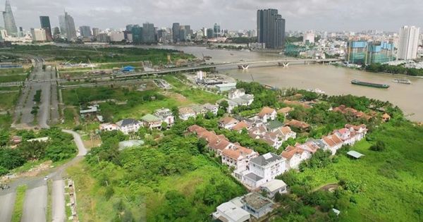 Tiếp xúc cử tri, Bí thư Nguyễn Thiện Nhân: Chống tham nhũng là “không có vùng cấm“