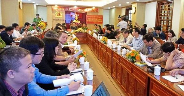 Kinh hoàng tra tấn như thời 'trung cổ' trong hoạt động tín dụng đen