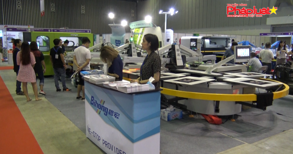 Nhiều máy móc chuyên ngành công nghiệp được giới thiệu tại TP HCM