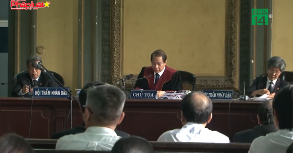 Vinasun và Grab tạm dừng “cuộc chiến” đòi 42 tỷ để hòa giải