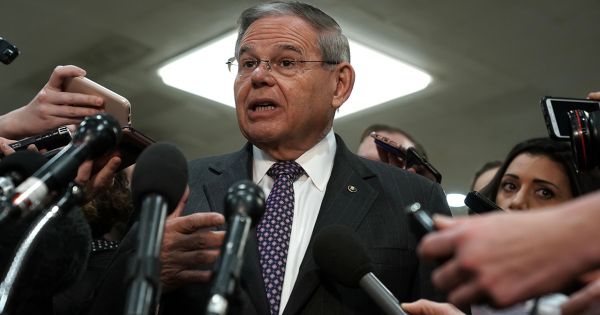 Nghị sĩ Mỹ cáo buộc thái tử Saudi dính líu vụ mưu sát nhà báo