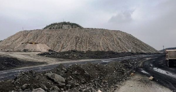 Thủ tướng yêu cầu Quảng Ninh kiểm tra và xử lý than lậu