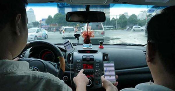 Có dấu hiệu vi phạm trong vụ Grab mua lại Uber