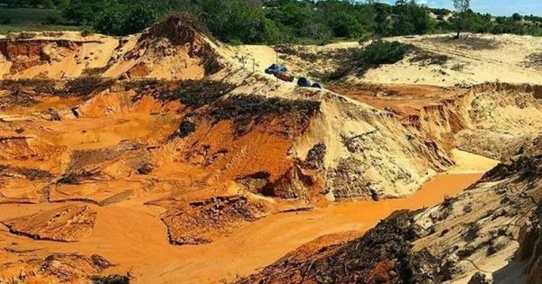 Bình Thuận: Cắt điện 1 công ty khai thác titan trái phép