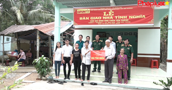 Người đàn ông dành 30 năm làm từ thiện