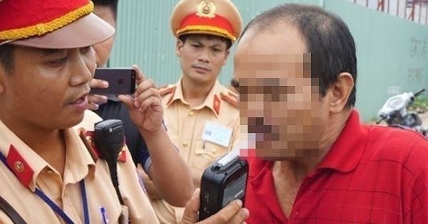 Cảnh sát Giao thông phạt hơn 27.000 tài xế vi phạm nồng độ cồn