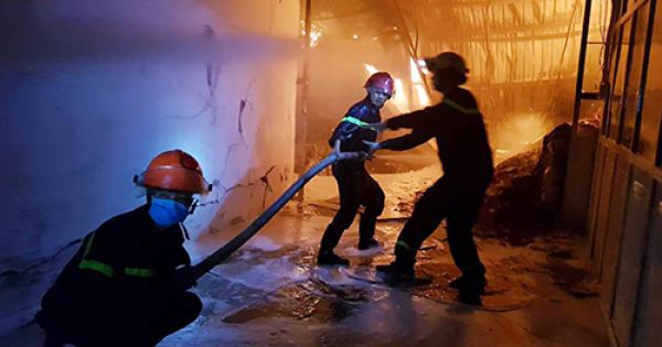 Cháy lớn tại công ty nhựa ở Cần Thơ