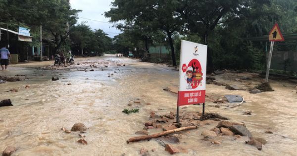 Miền Trung mưa to, nguy cơ lũ quét, sạt lở đất