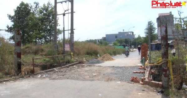 Đồng Nai – KCN Tín Nghĩa tự ý tháo dỡ cầu giao thông, dân khốn khổ vượt “khó” đi làm