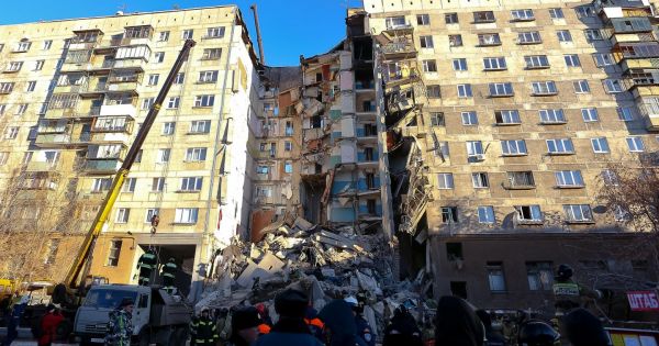 Nổ chung cư ở Nga: Lực lượng cứu hộ đang nỗ lực tìm kiếm người mất tích