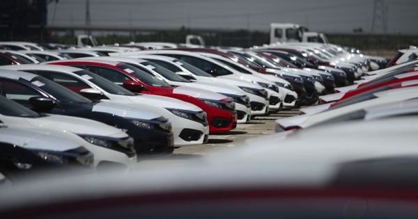 Mong manh viễn cảnh giảm giá ô tô 2019