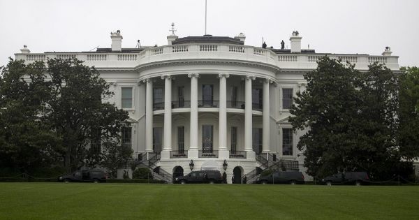 Mỹ: Trump cân nhắc cựu nghị sĩ Dân chủ làm Bộ trưởng Quốc phòng