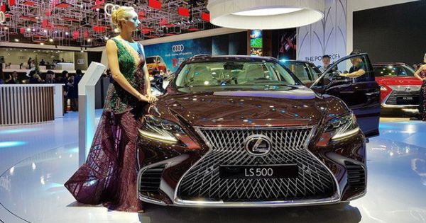 Lexus quay trở lại - cuộc đấu đơn độc, đầy cam go với xe sang Đức tại Việt Nam
