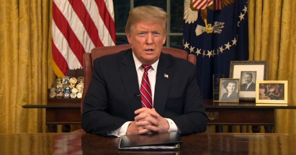 Bài phát biểu của Tổng thống Trump về người nhập cư nhận phản ứng trái chiều