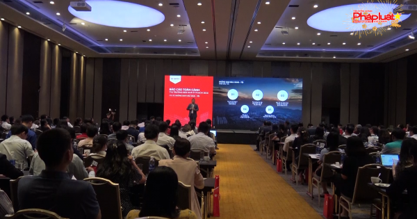 Bất động sản TP.HCM với những gam màu sáng tối