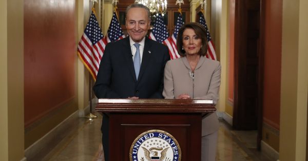 Mỹ: Chủ tịch Hạ viện chỉ trích Tổng thống Trump gây bất ổn