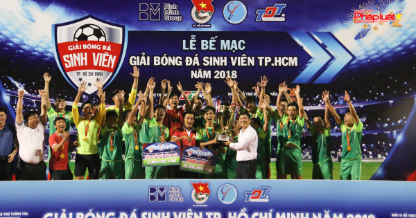 ĐH Tôn Đức Thắng vô địch giải bóng đá sinh viên TP HCM năm 2018