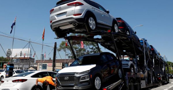 Trump có thể áp thuế mới lên ôtô nhập khẩu