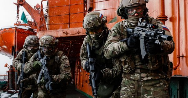 Nga triệt phá mạng lưới buôn lậu vũ khí quy mô lớn