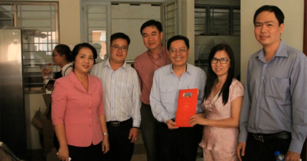 380 triệu đồng hỗ trợ người dân chung cư bị nghiêng ở quận 1