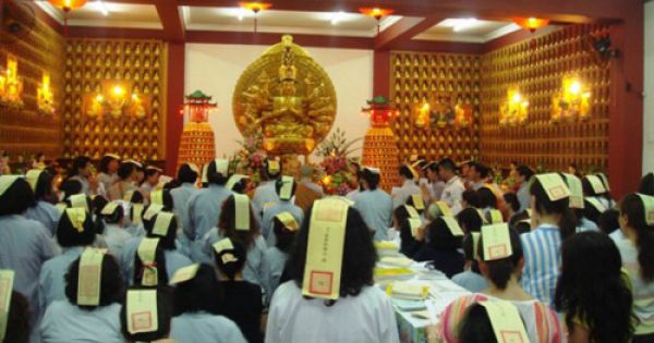 Biến tướng tục cúng sao giải hạn