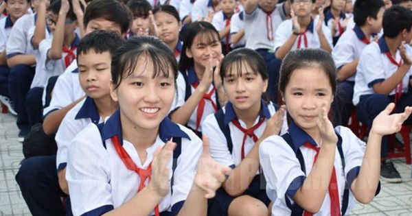 Chính thức thực hiện chính sách giảm học phí cho học sinh tại TPHCM