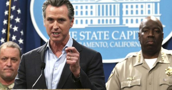 Liên minh 16 bang nước Mỹ khởi kiện ông Trump vì ban bố tình trạng khẩn cấp