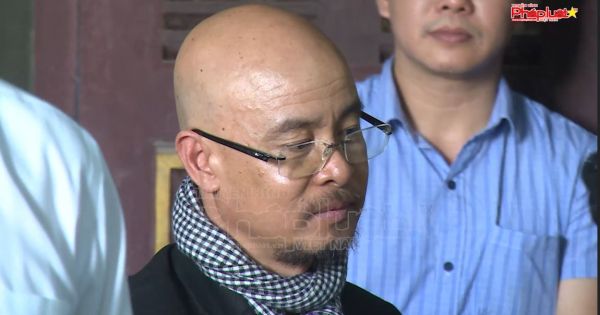 Toàn cảnh phiên tòa xử vụ ly hôn triệu đô vợ chồng Trung Nguyên (phần 1 ngày 20/2/2019)