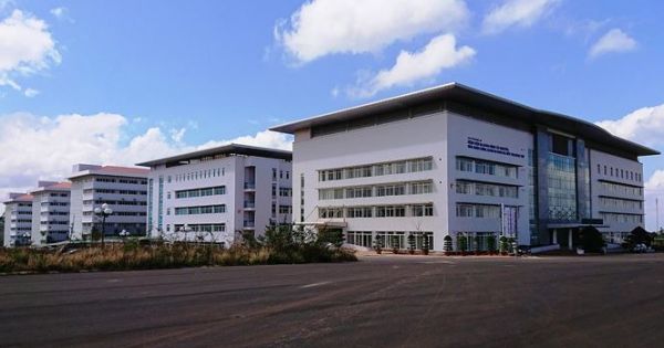 Bệnh viện nghìn tỷ đi vào hoạt động kèm nhiều nỗi