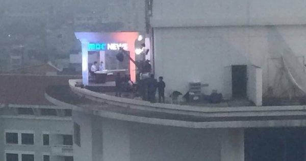 Truyền hình Hàn Quốc dựng trường quay ở Hà Nội đưa tin Hội nghị thượng đỉnh Mỹ - Triều