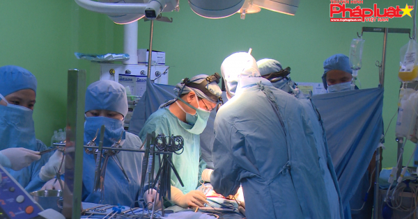 Quỹ từ thiện Hằng Hữu sẽ cứu giúp 1000 trẻ em bị bệnh tim bẩm sinh và úng thuỷ não mỗi năm