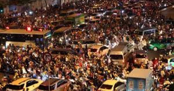 TPHCM: Hơn 60% người dân khảo sát đồng ý hạn chế ôtô con, xe máy