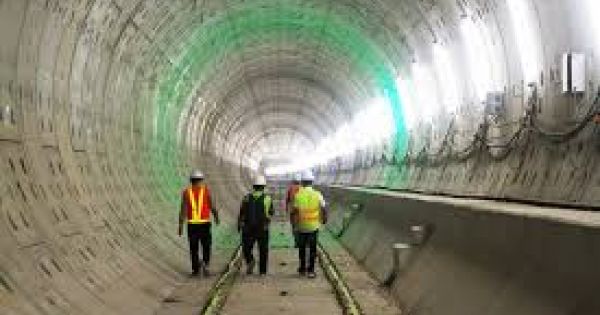 Ban Quản lý đường sắt ở TPHCM xin ứng 39 tỷ trả lương công nhân