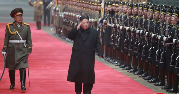Chủ tịch Kim Jong-un về đến Bình Nhưỡng