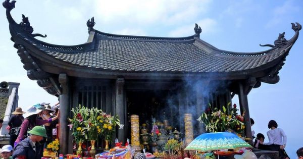 Tranh cãi quanh việc thu phí tham quan khu di tích Yên Tử