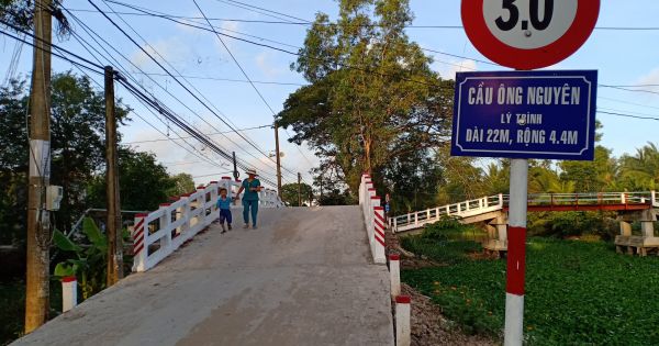 Chuyện lạ: Cây cầu mang tên Phó Chủ tịch UBND xã đương nhiệm