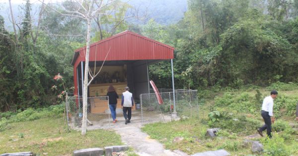 Di tích quốc gia Ly cung nhà Hồ xuống cấp và bị lãng quên