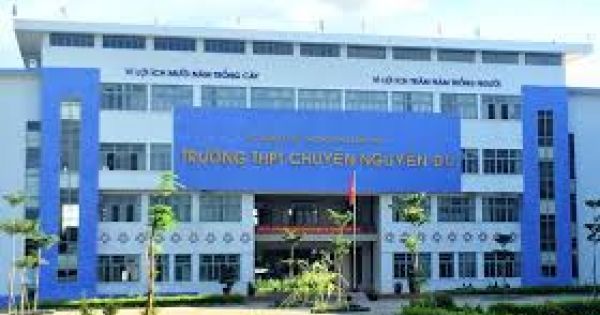 Đắk Lắk: Cô nữ sinh học giỏi, đa tài