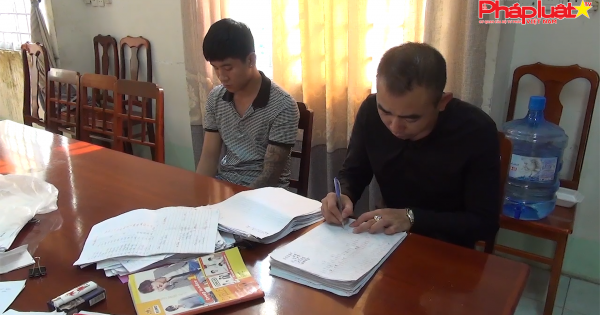 Kiên Giang: Lại phát hiện nhóm cho vay lãi nặng nghiện ma túy và thủ sẳn “hàng nóng”