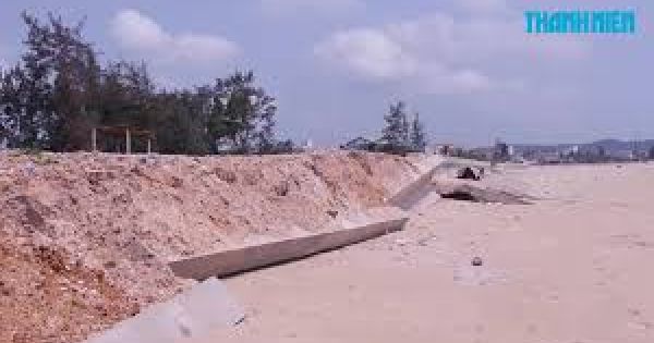 Kè biển 80 tỉ xây xong đã nát: Không thể phủi bỏ trách nhiệm