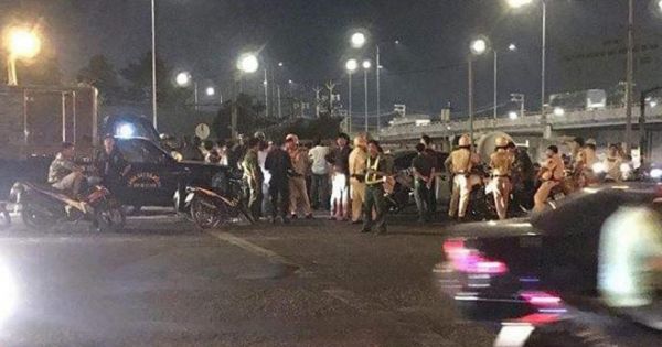 Bắt xe bán tải đầy ắp ma túy ở Sài Gòn