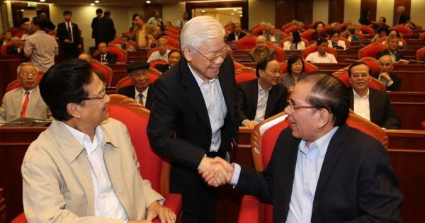 Tổng bí thư, Chủ tịch nước gặp mặt cán bộ lãnh đạo nghỉ hưu