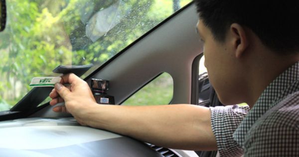 Hơn 700.000 ôtô đã dán thẻ thu phí không dừng