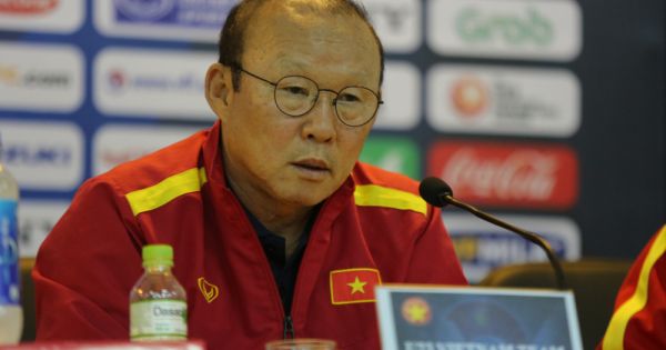 Sự thật về HLV Park Hang Seo triệu tập 100 cầu thủ cho ĐTQG và U22