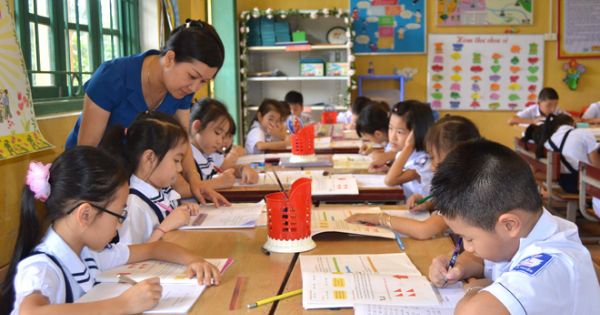 Phát động phong trào giáo dục văn hóa cho cán bộ, giáo viên, học sinh